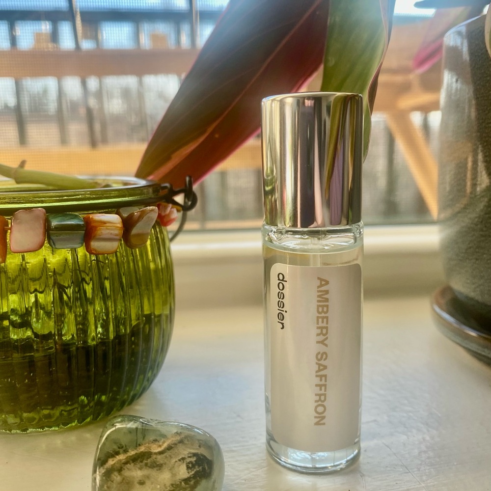 Dossier Ambery Saffron Perfume – 11 ml / 0.37 fl oz (Discovery Size)